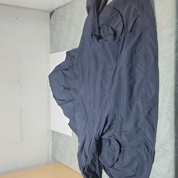 Columbia Sportswear Hooded Jacket - Picture 11 of 12